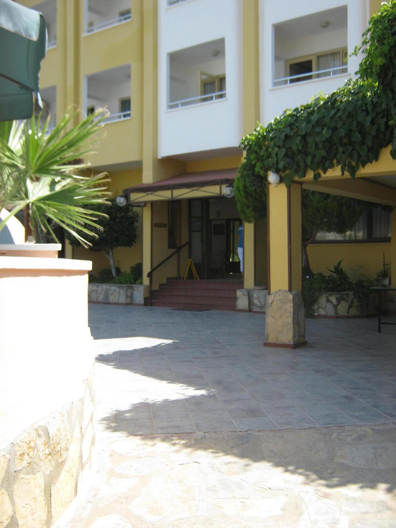 Oya Apartments Kusadası Zewnętrze zdjęcie